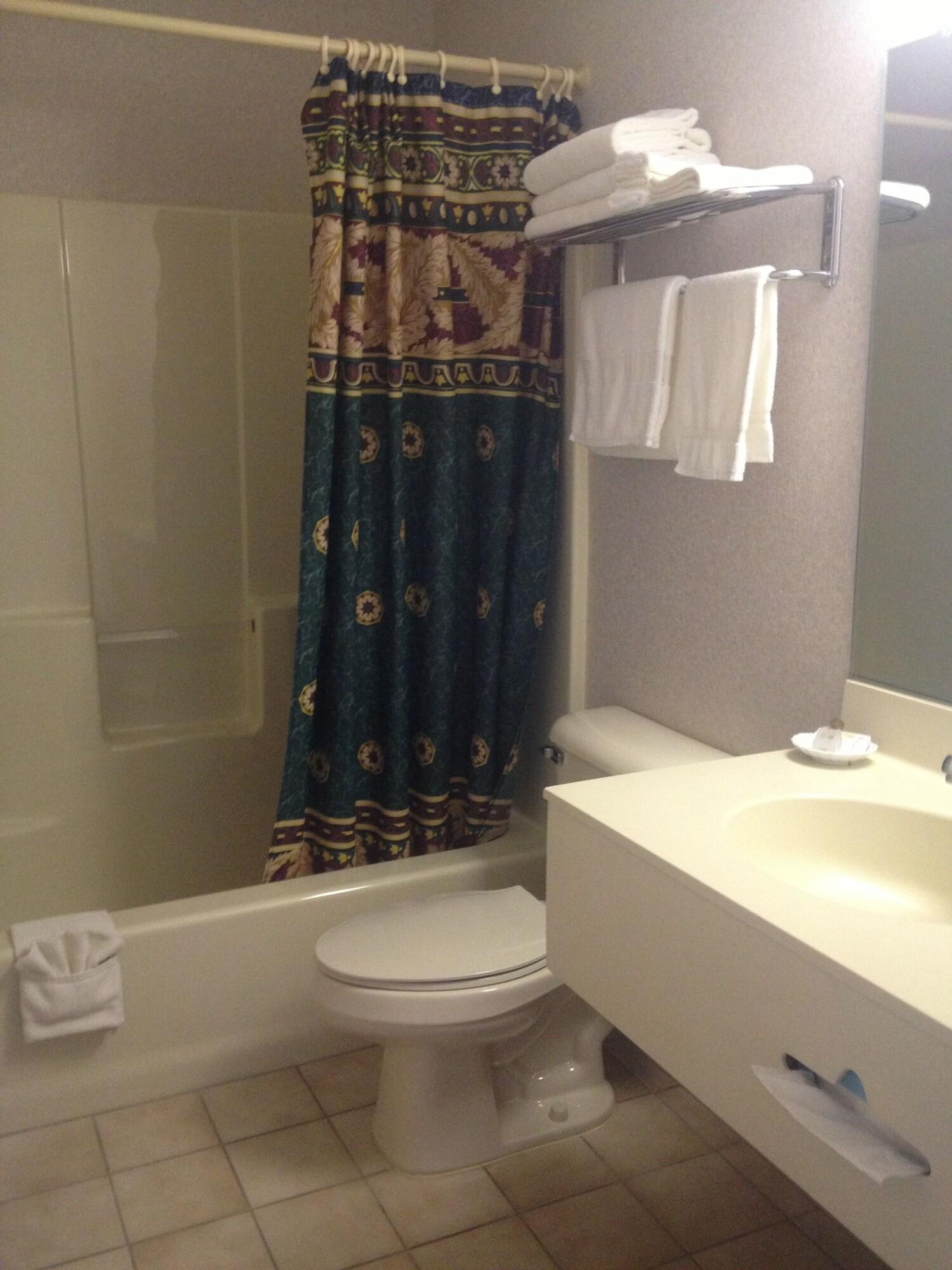 Parkside Inn Bridgeview Mackinaw City Buitenkant foto
