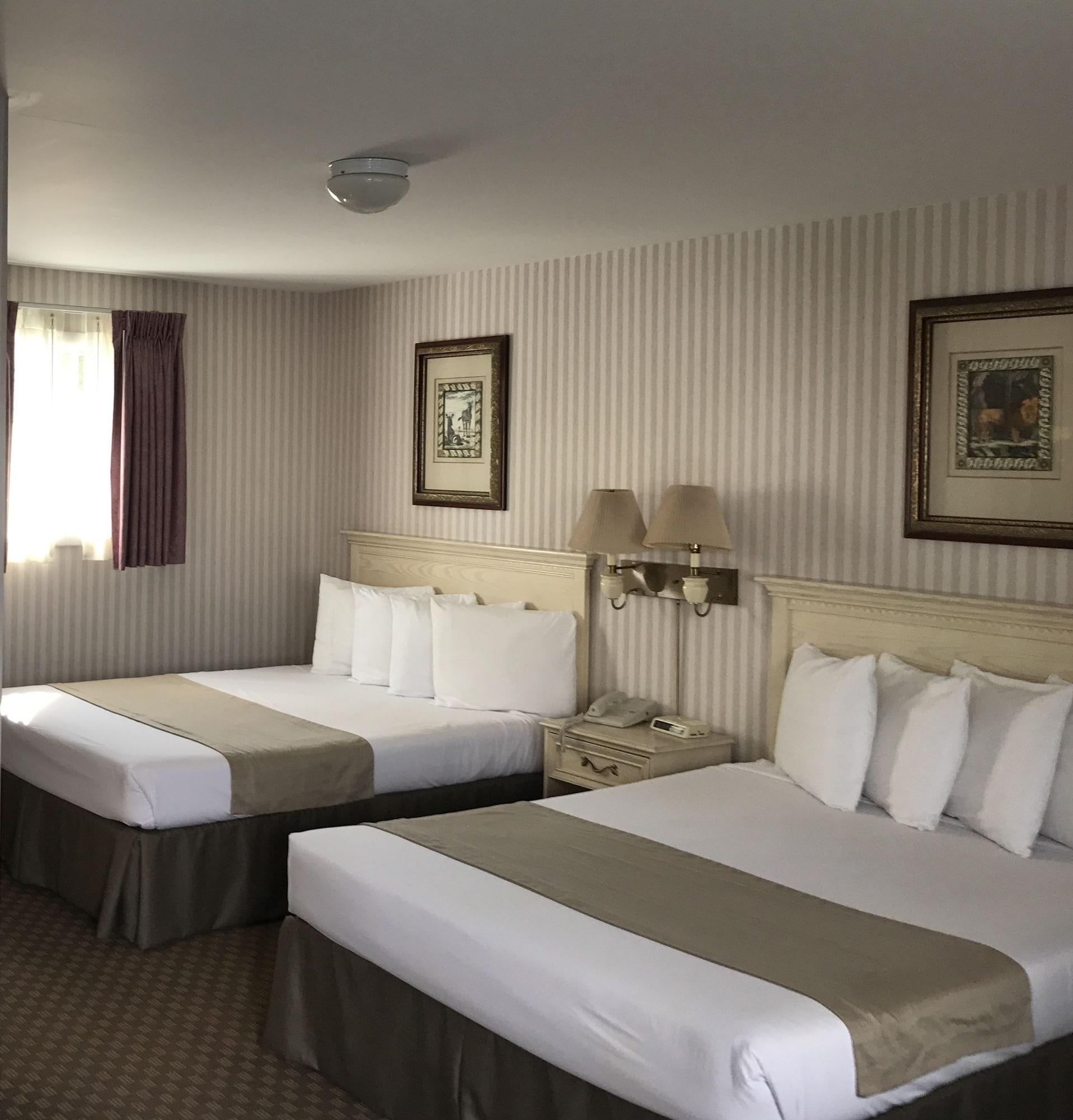 Parkside Inn Bridgeview Mackinaw City Buitenkant foto