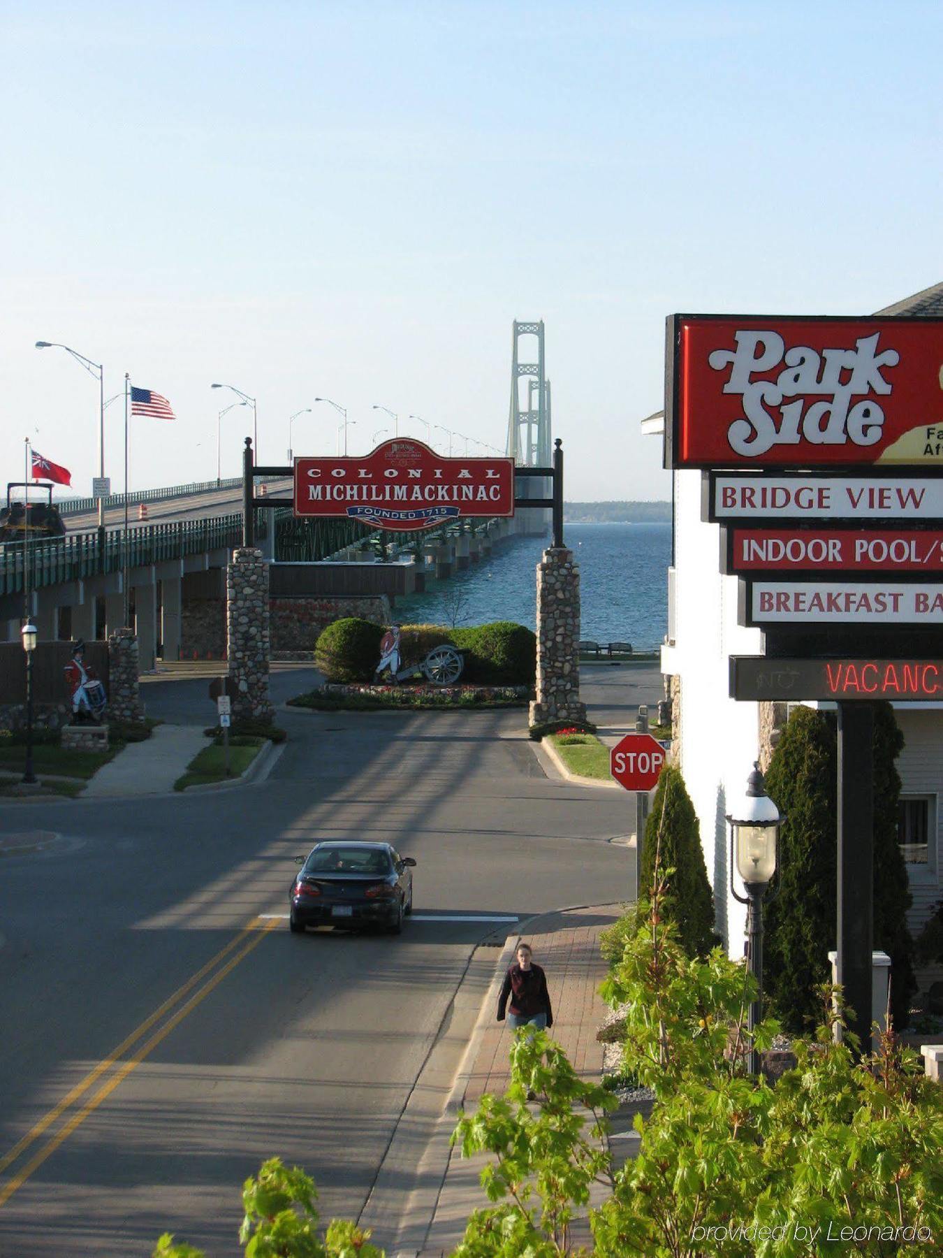 Parkside Inn Bridgeview Mackinaw City Buitenkant foto